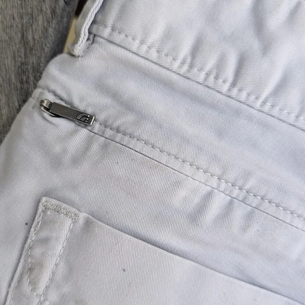 The-north-face Men's White Shorts